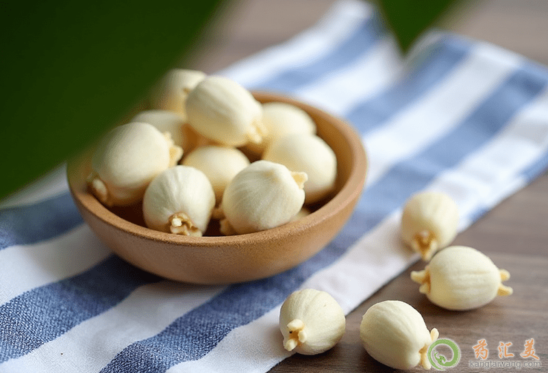 蓮子的功效與作用 蓮子的功效與作用